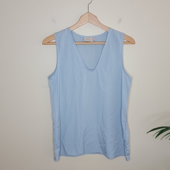 Rungolee | Blue-Gray V-neck Tank Blouse - Picture 1 of 4